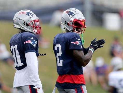 Patriots return key offensive starter to practice before Germany trip